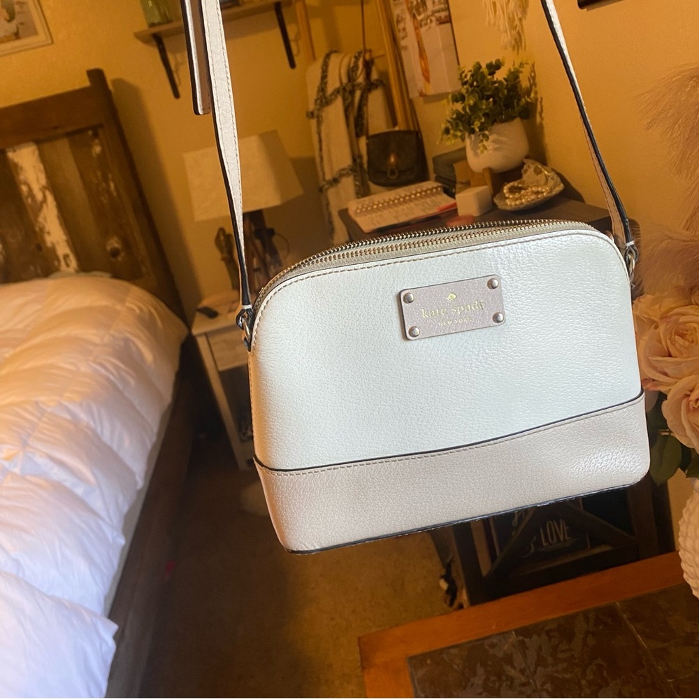Kate Spade Crossbody - Picture 6 of 11